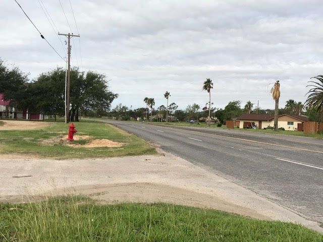 1404 S Commercial St, Aransas Pass, TX 78336